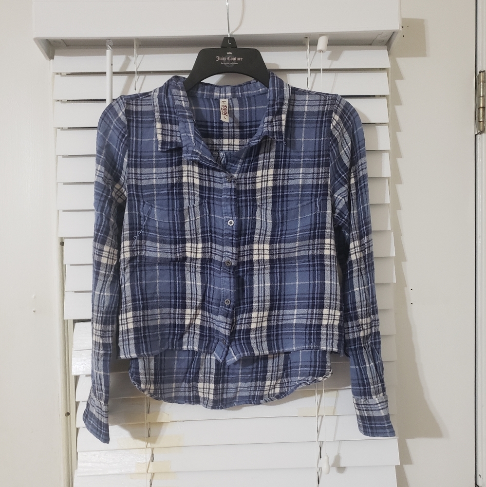 Plaid top